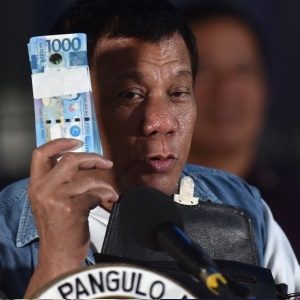 Duterte Now Favors Online Gambling to Raise Funds for the Pandemic Response