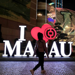 Melco Considers Moving to Macau to Avoid Delisting